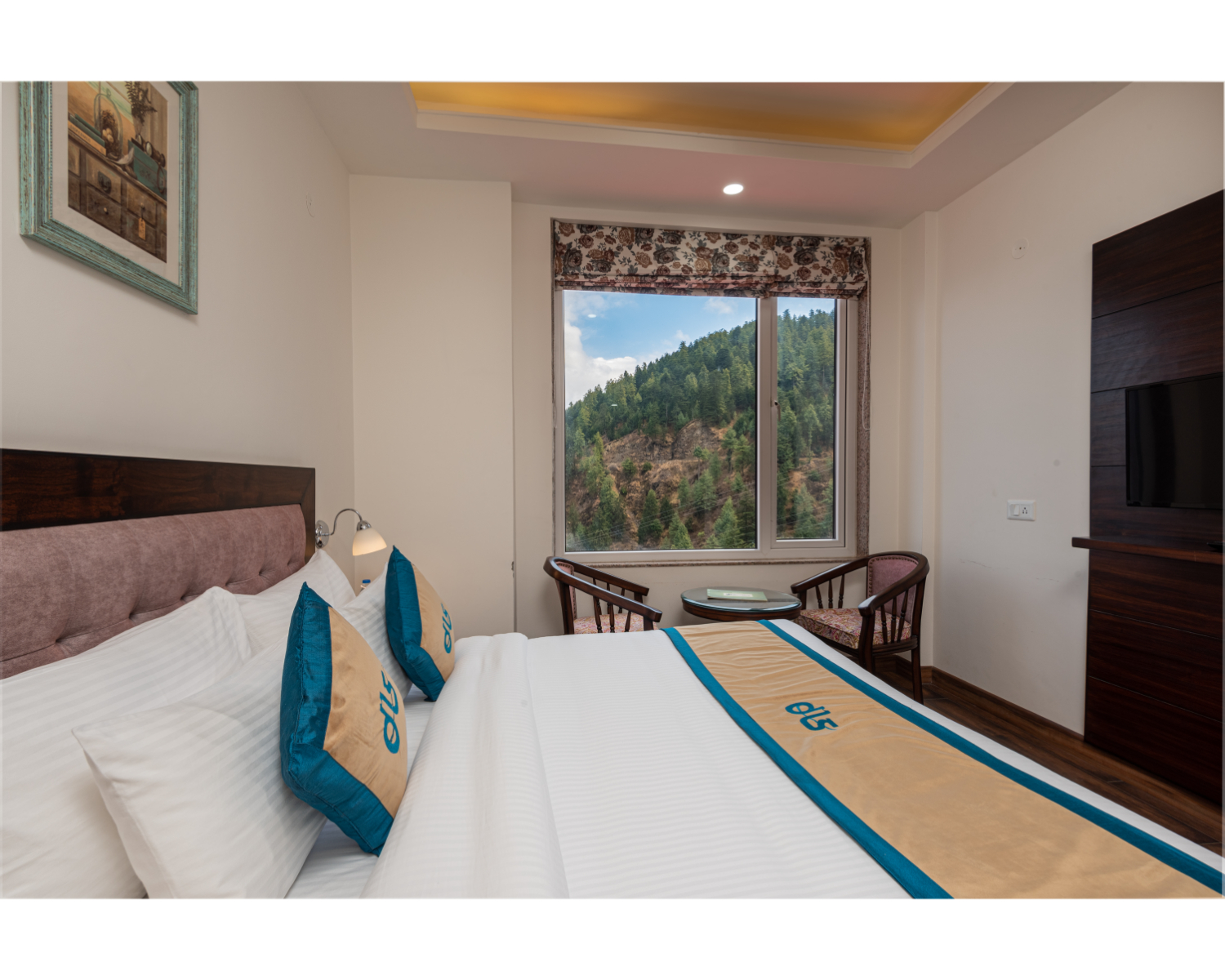 Queen Himya Resort By DLS Hotels