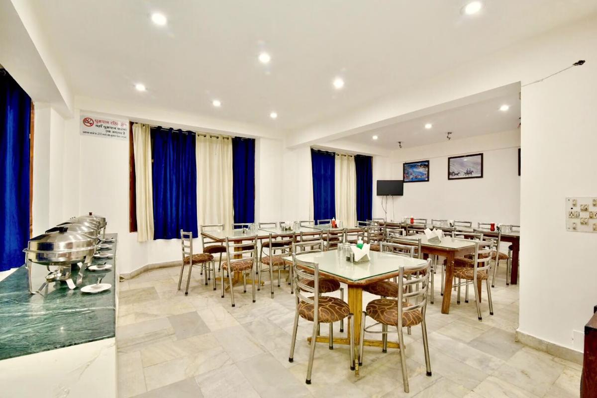 DLS Hotel Devlok