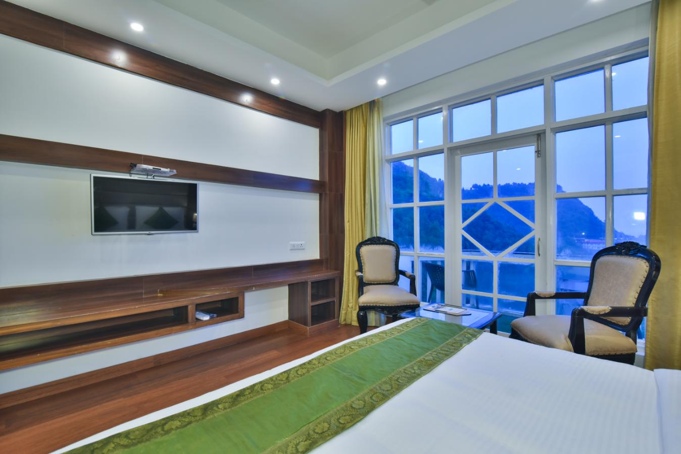 DLS Highland resort and Spa